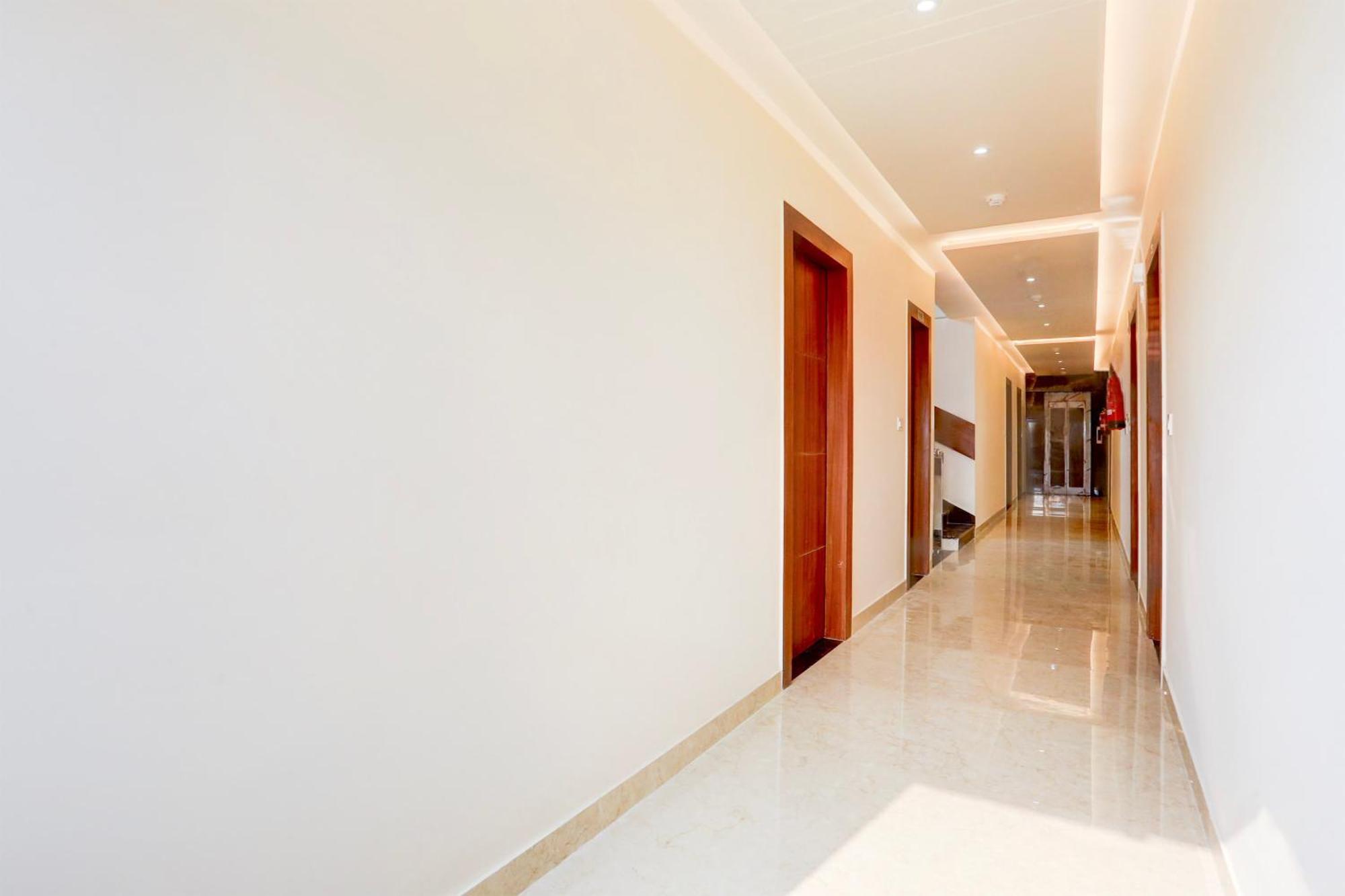 Super Townhouse Taj Nagri Phase 2 Formerly Grand Rivera Tājganj Εξωτερικό φωτογραφία