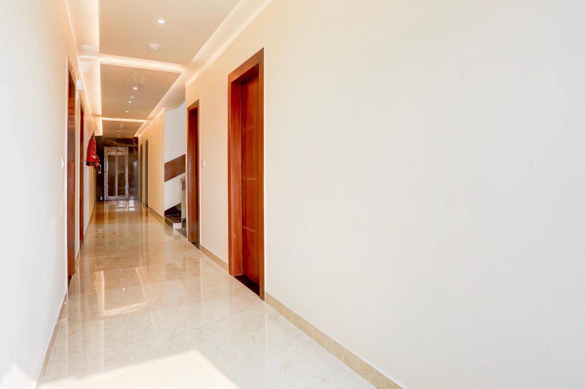 Super Townhouse Taj Nagri Phase 2 Formerly Grand Rivera Tājganj Εξωτερικό φωτογραφία