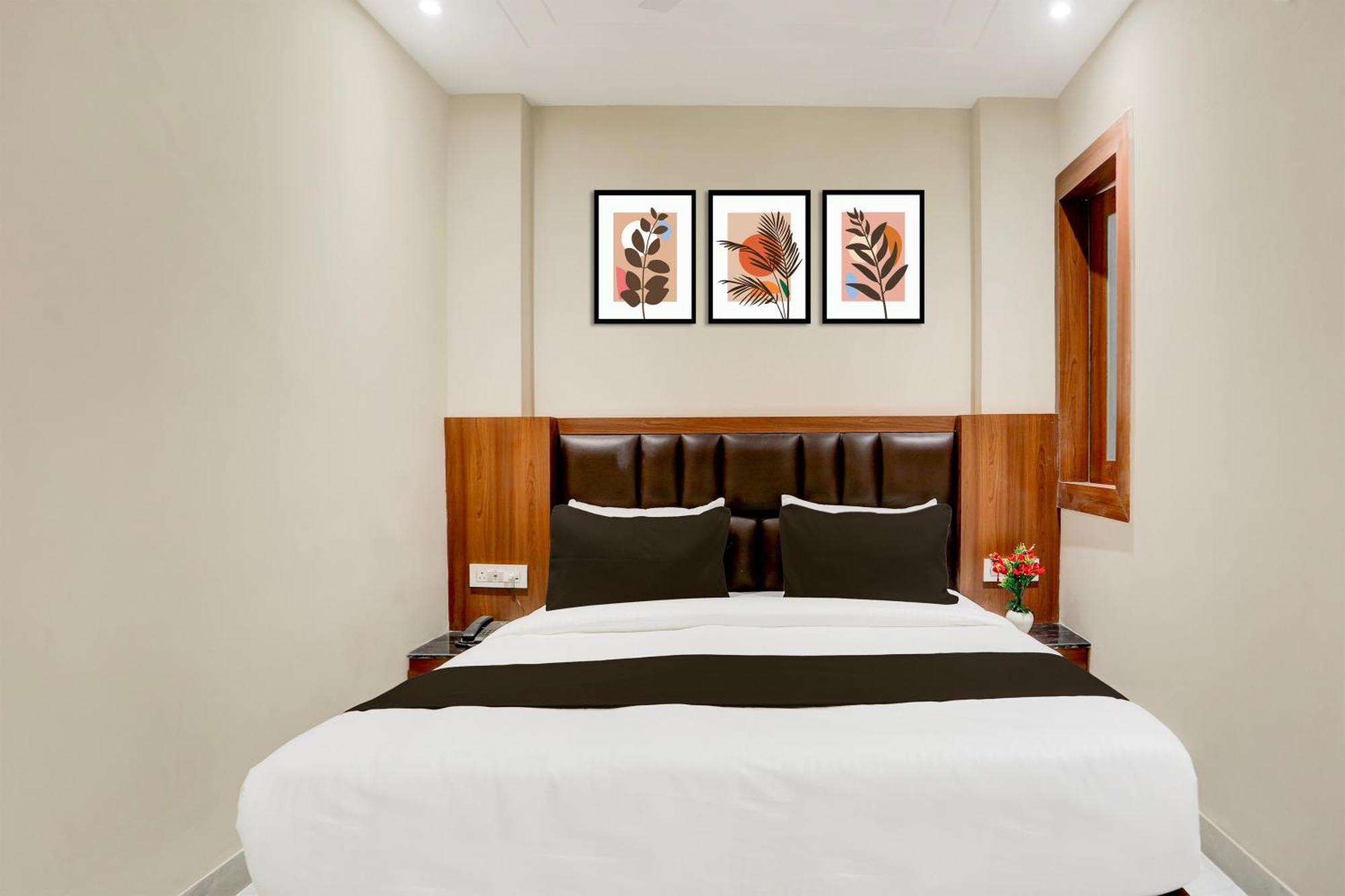 Super Townhouse Taj Nagri Phase 2 Formerly Grand Rivera Tājganj Εξωτερικό φωτογραφία